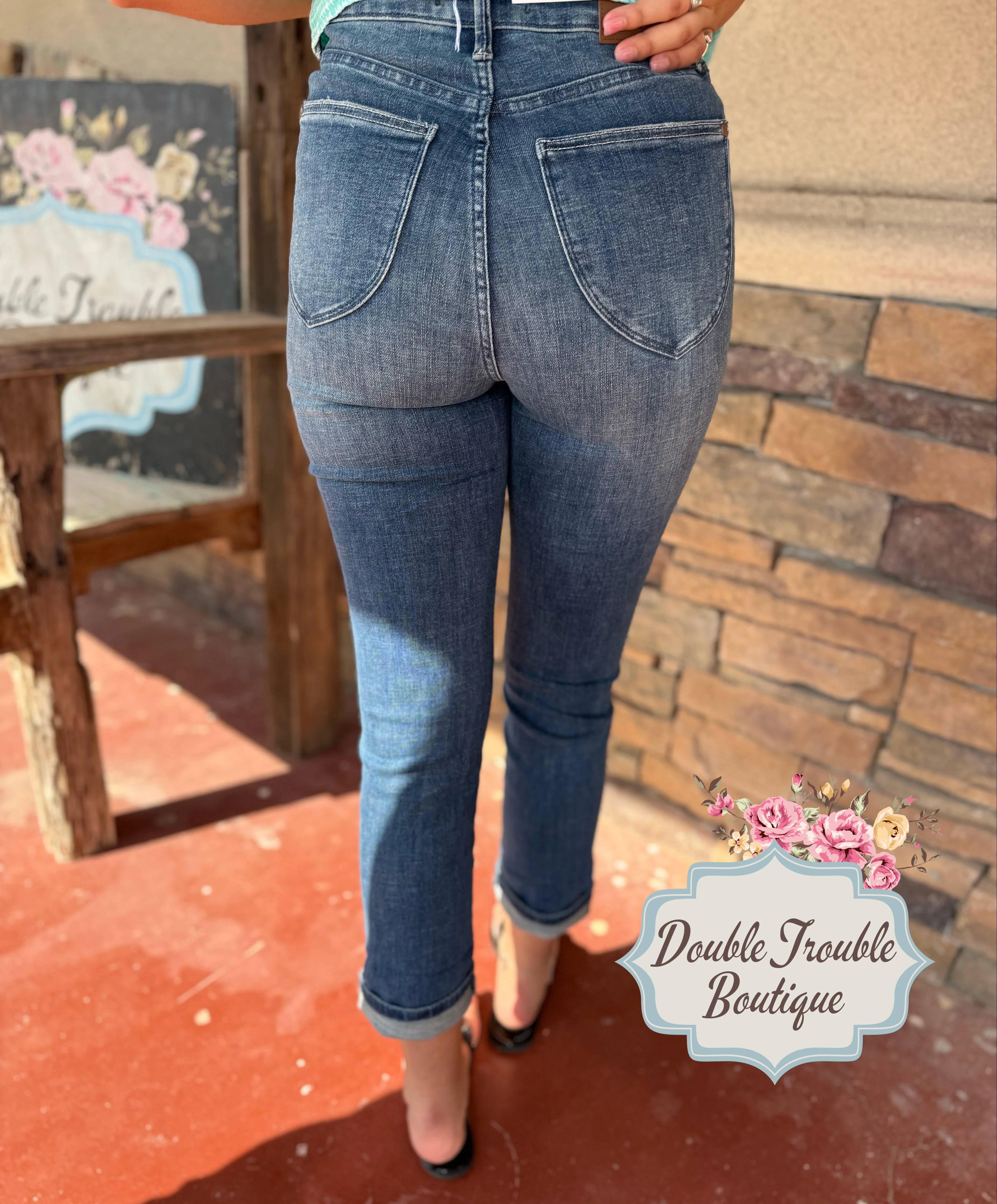 MEGAN JUDY BLUE CAPRIS -MD WASH - Image 5